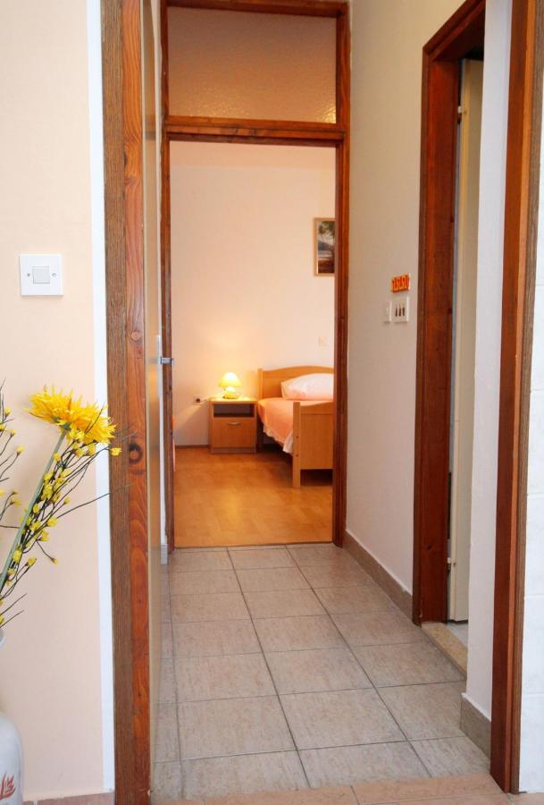With A Parking Space Kornic, Krk - 5306 Apartment