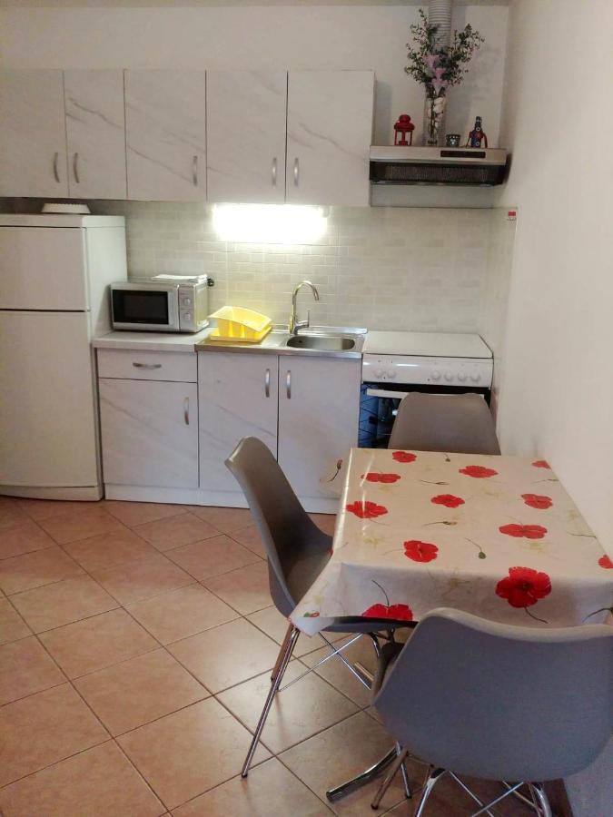 Apartment With A Parking Space Kornic, Krk - 5306 *