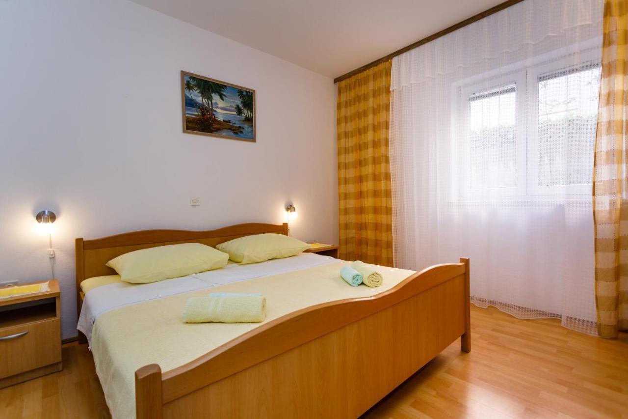 With A Parking Space Kornic, Krk - 5306 Apartment
